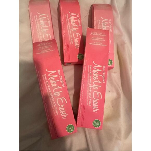 Bundle beauty skin makeup eyeshadow NIB NIP NWt makeup eraser cleansing cloths - Picture 2 of 5